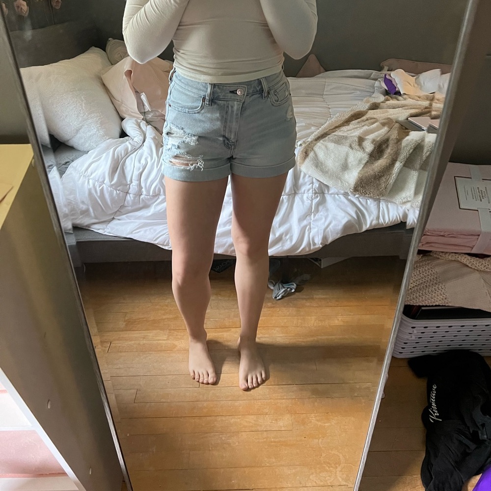 American eagle shorts!